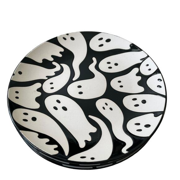 ELUM HOME Spooky Halloween Ghost Appetizer Plates Set of 4 Black & Cream NIB - Picture 12 of 13